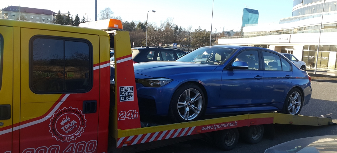TPVA  naujo BMW M3 transportavimas